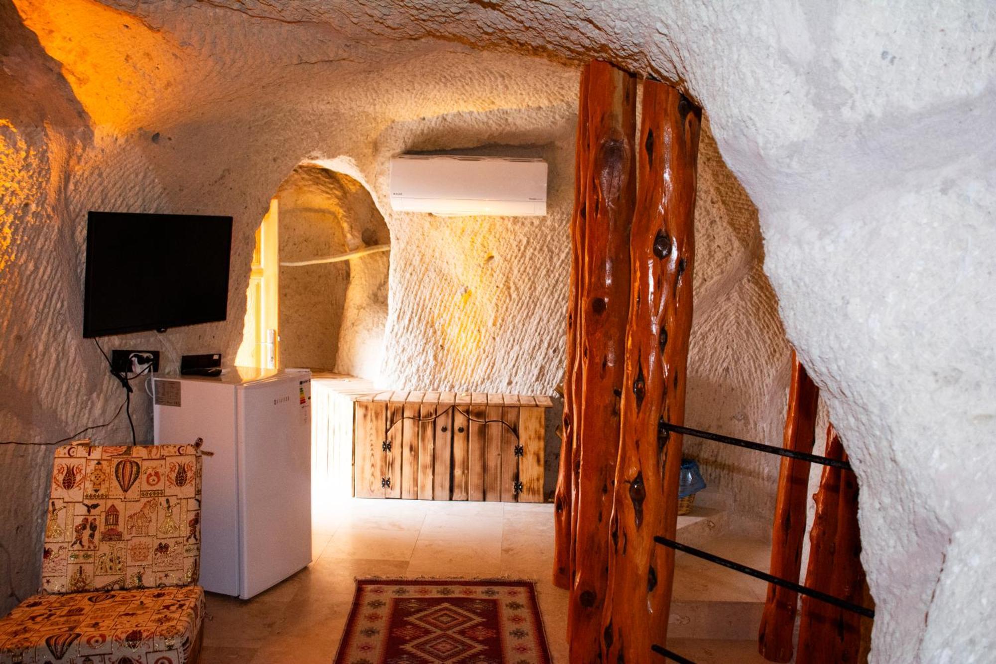 נבשהיר Cappadocia Ennar Cave Swimming Pool Hot & Spa מראה חיצוני תמונה