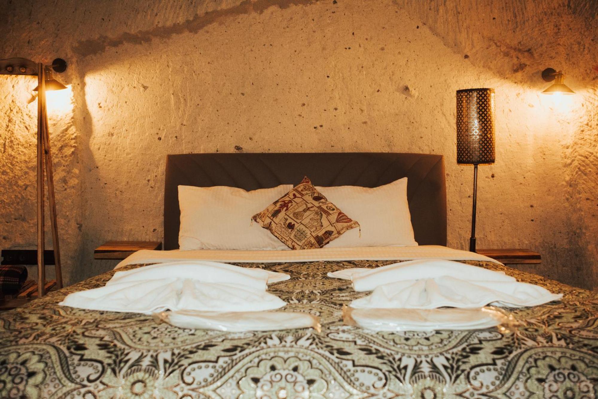 נבשהיר Cappadocia Ennar Cave Swimming Pool Hot & Spa מראה חיצוני תמונה